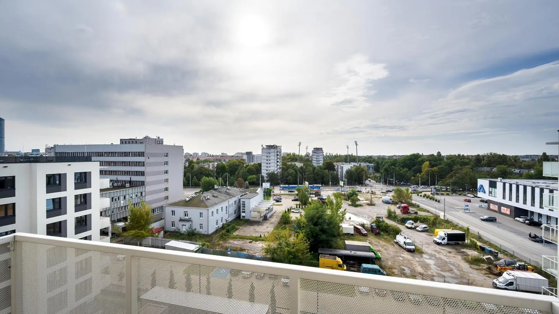 Miedziana Spacious Apartment In Wroclaw By Noclegi Renters Polónia
